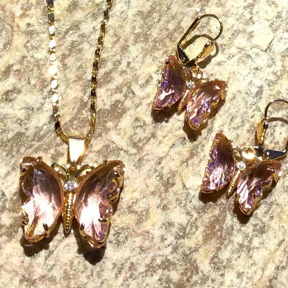 Gold Tone Pink Butterfly Jewelry Set Sparkling Crystal Wings Necklace Earrings